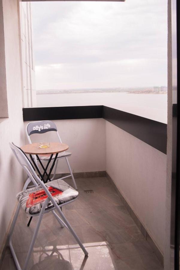 Studio Mamaia Apartment Luaran gambar
