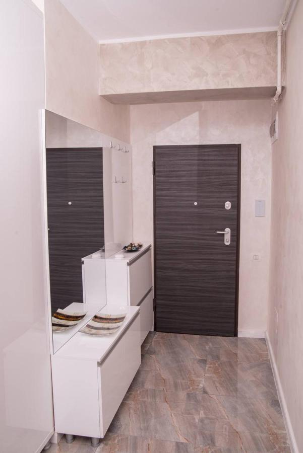 Studio Mamaia Apartment Luaran gambar